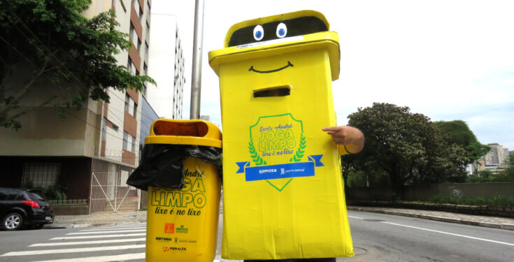 Campanha de sensibilização sobre descarte correto e vandalismo em lixeiras públicas ganha ruas de Santo André